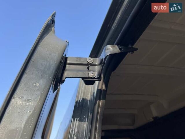 Сірий Рено Мастєр, об'ємом двигуна 2.3 л та пробігом 129 тис. км за 21800 $, фото 34 на Automoto.ua