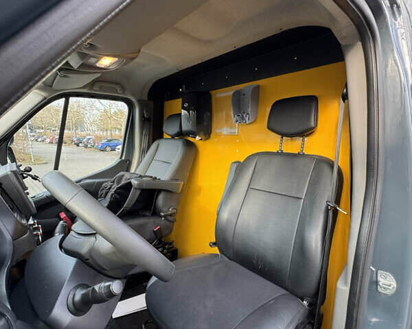 Сірий Рено Мастєр, об'ємом двигуна 2.3 л та пробігом 200 тис. км за 20900 $, фото 5 на Automoto.ua