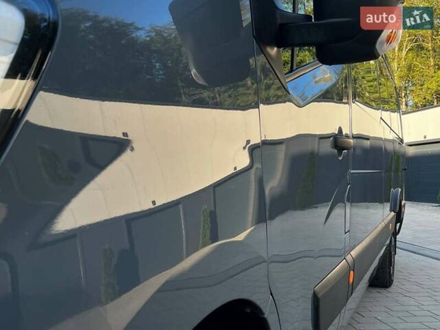 Серый Рено Мастер, объемом двигателя 2.3 л и пробегом 214 тыс. км за 22999 $, фото 9 на Automoto.ua