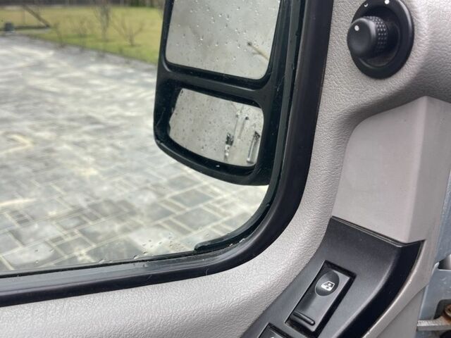 Серый Рено Мастер, объемом двигателя 2.5 л и пробегом 485 тыс. км за 5999 $, фото 15 на Automoto.ua