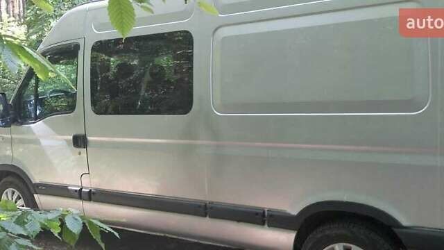 Серый Рено Мастер, объемом двигателя 2.46 л и пробегом 450 тыс. км за 6000 $, фото 3 на Automoto.ua