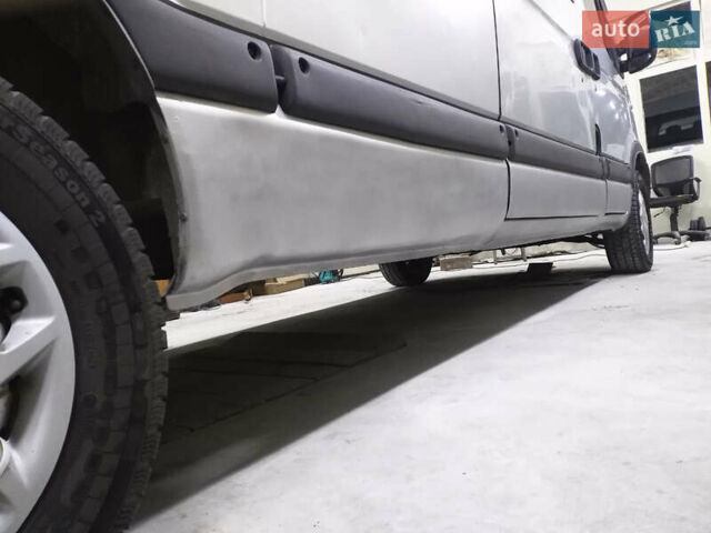 Серый Рено Мастер, объемом двигателя 2.46 л и пробегом 650 тыс. км за 6650 $, фото 23 на Automoto.ua