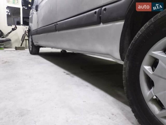 Серый Рено Мастер, объемом двигателя 2.46 л и пробегом 650 тыс. км за 6650 $, фото 22 на Automoto.ua