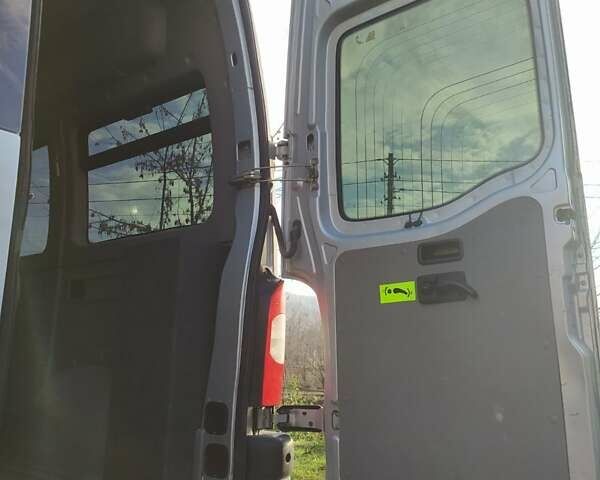 Серый Рено Мастер, объемом двигателя 2.46 л и пробегом 121 тыс. км за 9300 $, фото 7 на Automoto.ua