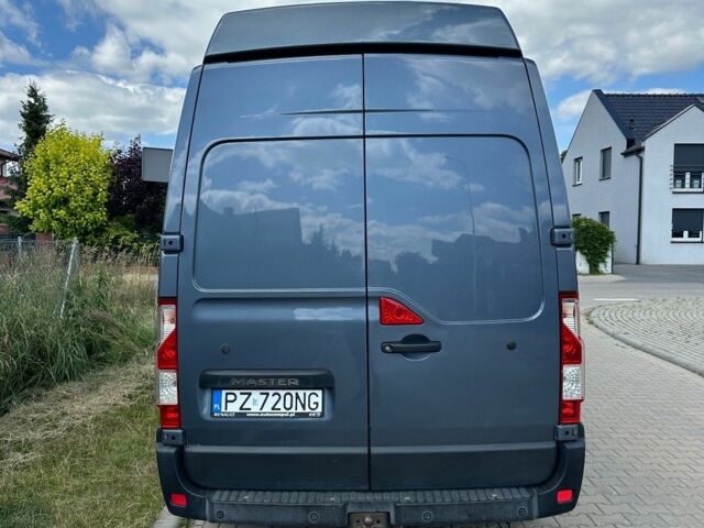 Серый Рено Мастер, объемом двигателя 2.3 л и пробегом 244 тыс. км за 8500 $, фото 4 на Automoto.ua