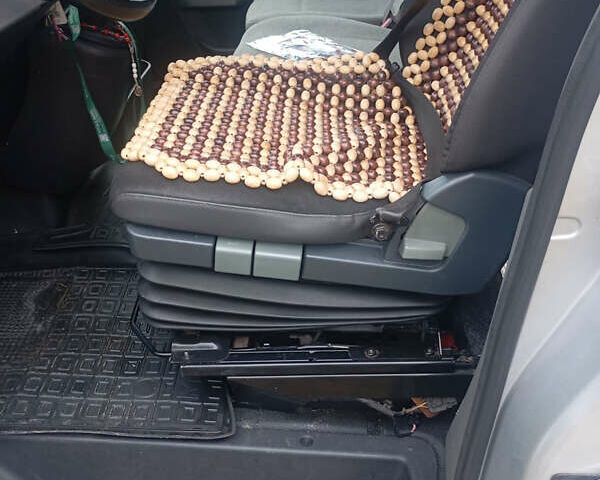 Сірий Рено Мастєр, об'ємом двигуна 2.3 л та пробігом 565 тис. км за 15500 $, фото 4 на Automoto.ua