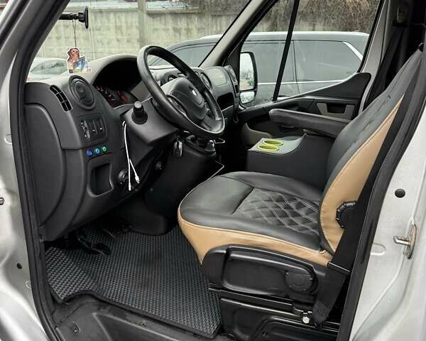 Сірий Рено Мастєр, об'ємом двигуна 2.3 л та пробігом 320 тис. км за 19000 $, фото 10 на Automoto.ua