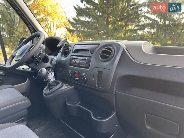 Сірий Рено Мастєр, об'ємом двигуна 2.3 л та пробігом 236 тис. км за 17500 $, фото 29 на Automoto.ua