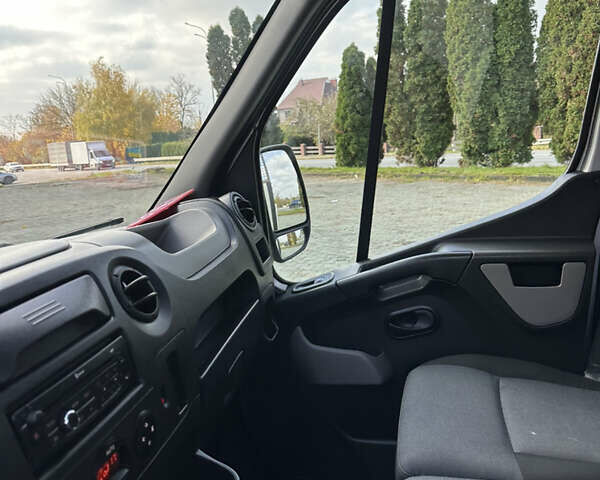 Сірий Рено Мастєр, об'ємом двигуна 2.3 л та пробігом 236 тис. км за 17500 $, фото 25 на Automoto.ua