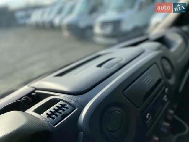 Сірий Рено Мастєр, об'ємом двигуна 2.3 л та пробігом 287 тис. км за 19990 $, фото 55 на Automoto.ua