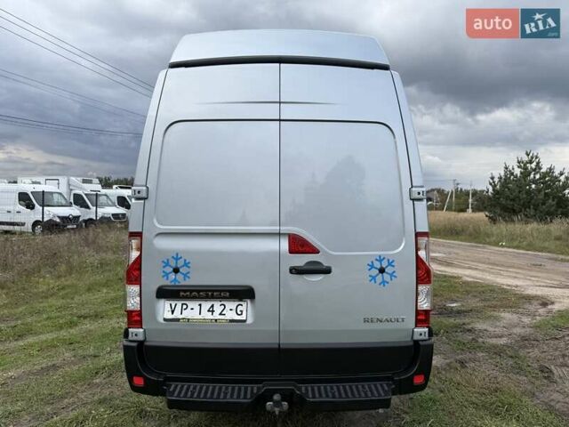 Сірий Рено Мастєр, об'ємом двигуна 2.3 л та пробігом 280 тис. км за 24999 $, фото 10 на Automoto.ua