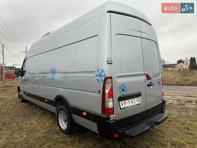 Серый Рено Мастер, объемом двигателя 2.3 л и пробегом 280 тыс. км за 24800 $, фото 7 на Automoto.ua