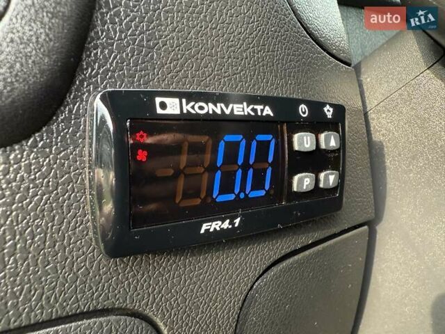 Серый Рено Мастер, объемом двигателя 2.3 л и пробегом 280 тыс. км за 24800 $, фото 24 на Automoto.ua