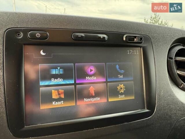 Серый Рено Мастер, объемом двигателя 2.3 л и пробегом 280 тыс. км за 24800 $, фото 39 на Automoto.ua