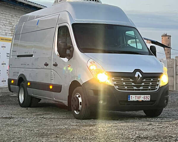 Серый Рено Мастер, объемом двигателя 0 л и пробегом 346 тыс. км за 24300 $, фото 1 на Automoto.ua