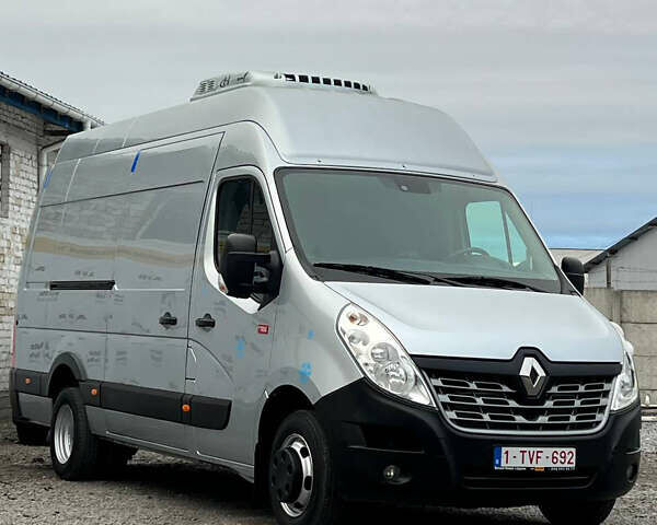 Серый Рено Мастер, объемом двигателя 0 л и пробегом 346 тыс. км за 24300 $, фото 2 на Automoto.ua