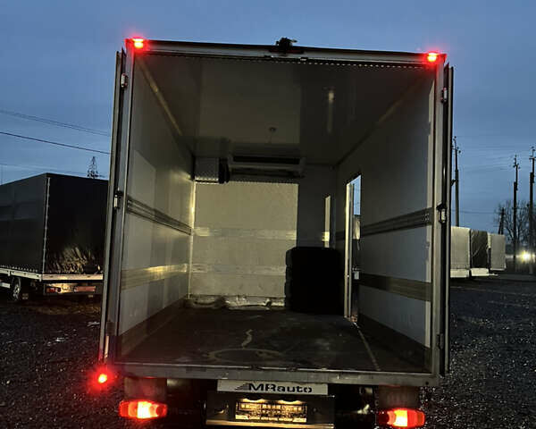 Серый Рено Мастер, объемом двигателя 2.3 л и пробегом 110 тыс. км за 35500 $, фото 15 на Automoto.ua