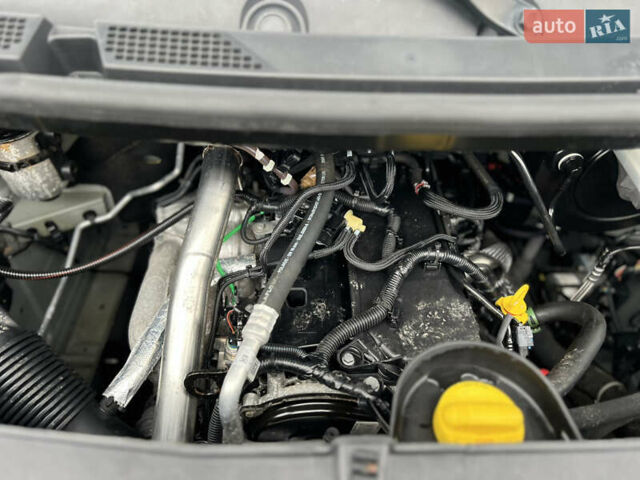 Сірий Рено Мастєр, об'ємом двигуна 2.3 л та пробігом 260 тис. км за 35500 $, фото 34 на Automoto.ua