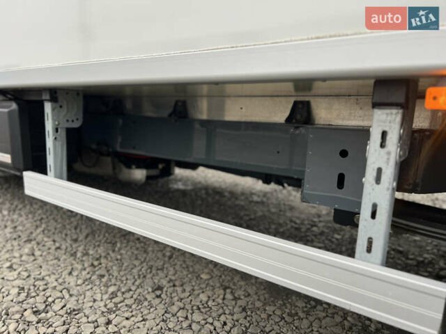 Сірий Рено Мастєр, об'ємом двигуна 2.3 л та пробігом 260 тис. км за 35500 $, фото 23 на Automoto.ua