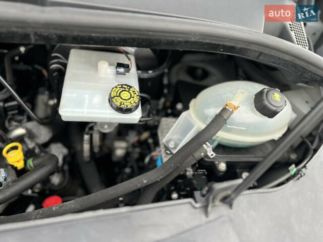 Сірий Рено Мастєр, об'ємом двигуна 2.3 л та пробігом 260 тис. км за 35500 $, фото 36 на Automoto.ua