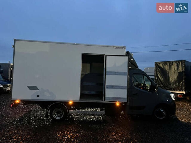 Серый Рено Мастер, объемом двигателя 2.3 л и пробегом 110 тыс. км за 35500 $, фото 14 на Automoto.ua