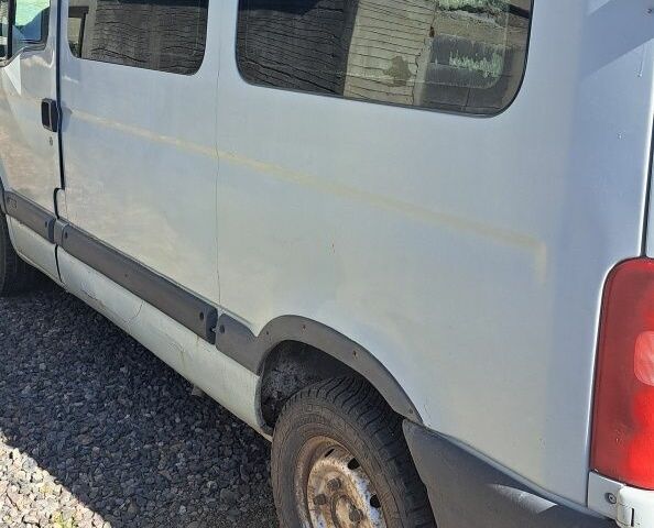 Сірий Рено Мастєр, об'ємом двигуна 2.5 л та пробігом 350 тис. км за 4000 $, фото 4 на Automoto.ua