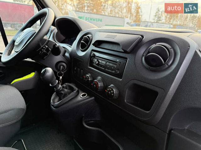 Сірий Рено Мастєр, об'ємом двигуна 2.3 л та пробігом 500 тис. км за 12000 $, фото 14 на Automoto.ua