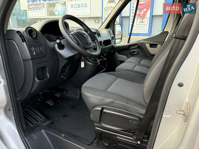 Сірий Рено Мастєр, об'ємом двигуна 2.3 л та пробігом 500 тис. км за 12000 $, фото 10 на Automoto.ua