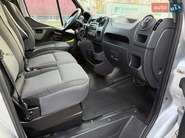 Сірий Рено Мастєр, об'ємом двигуна 2.3 л та пробігом 500 тис. км за 12000 $, фото 13 на Automoto.ua