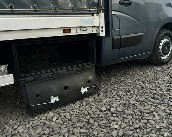 Серый Рено Мастер, объемом двигателя 2.3 л и пробегом 215 тыс. км за 17500 $, фото 39 на Automoto.ua