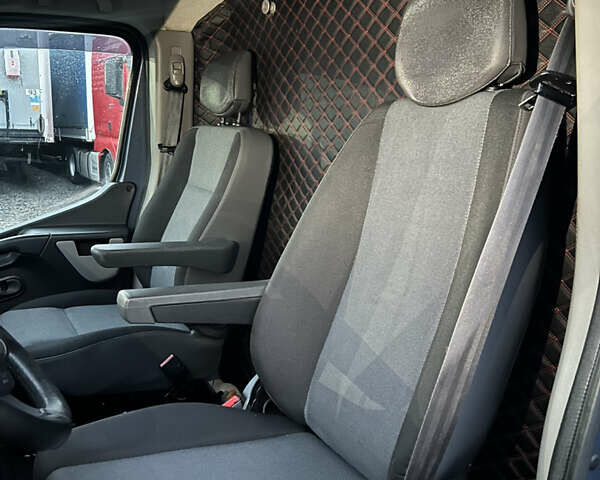 Серый Рено Мастер, объемом двигателя 2.3 л и пробегом 215 тыс. км за 17500 $, фото 32 на Automoto.ua