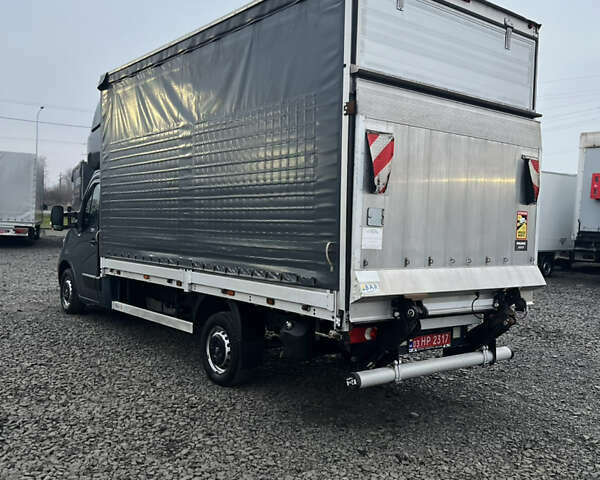 Серый Рено Мастер, объемом двигателя 2.3 л и пробегом 215 тыс. км за 17500 $, фото 62 на Automoto.ua