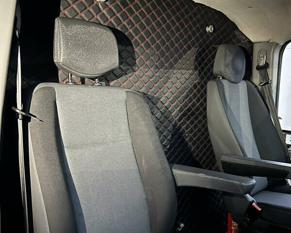 Серый Рено Мастер, объемом двигателя 2.3 л и пробегом 215 тыс. км за 17500 $, фото 22 на Automoto.ua