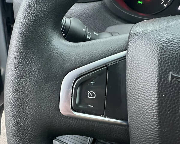 Серый Рено Мастер, объемом двигателя 2.3 л и пробегом 182 тыс. км за 17999 $, фото 18 на Automoto.ua