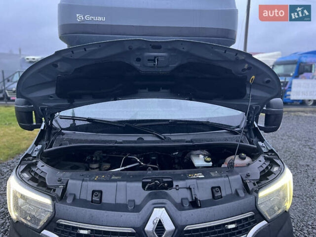 Серый Рено Мастер, объемом двигателя 2.3 л и пробегом 170 тыс. км за 21700 $, фото 24 на Automoto.ua