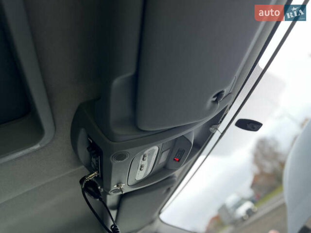 Серый Рено Мастер, объемом двигателя 2.3 л и пробегом 170 тыс. км за 21900 $, фото 32 на Automoto.ua