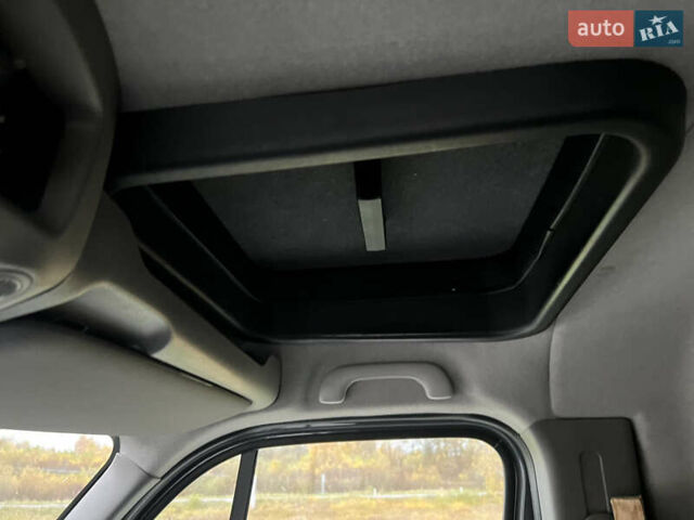 Серый Рено Мастер, объемом двигателя 2.3 л и пробегом 289 тыс. км за 18800 $, фото 12 на Automoto.ua