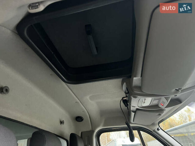 Серый Рено Мастер, объемом двигателя 2.3 л и пробегом 289 тыс. км за 18800 $, фото 17 на Automoto.ua
