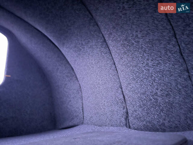 Серый Рено Мастер, объемом двигателя 2.3 л и пробегом 170 тыс. км за 19999 $, фото 49 на Automoto.ua