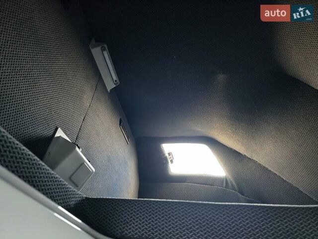 Серый Рено Мастер, объемом двигателя 2.3 л и пробегом 280 тыс. км за 21800 $, фото 37 на Automoto.ua