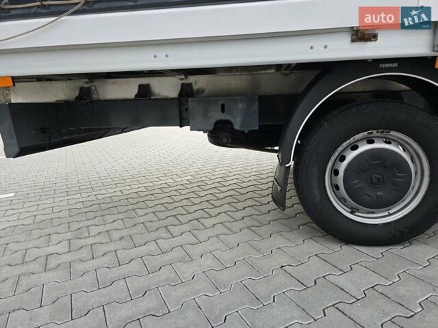 Серый Рено Мастер, объемом двигателя 2.3 л и пробегом 280 тыс. км за 21800 $, фото 18 на Automoto.ua