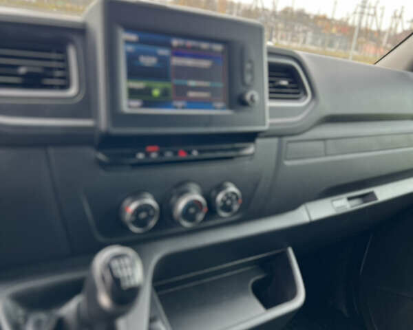 Серый Рено Мастер, объемом двигателя 2.3 л и пробегом 170 тыс. км за 21900 $, фото 19 на Automoto.ua