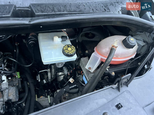 Серый Рено Мастер, объемом двигателя 2.3 л и пробегом 170 тыс. км за 21700 $, фото 21 на Automoto.ua