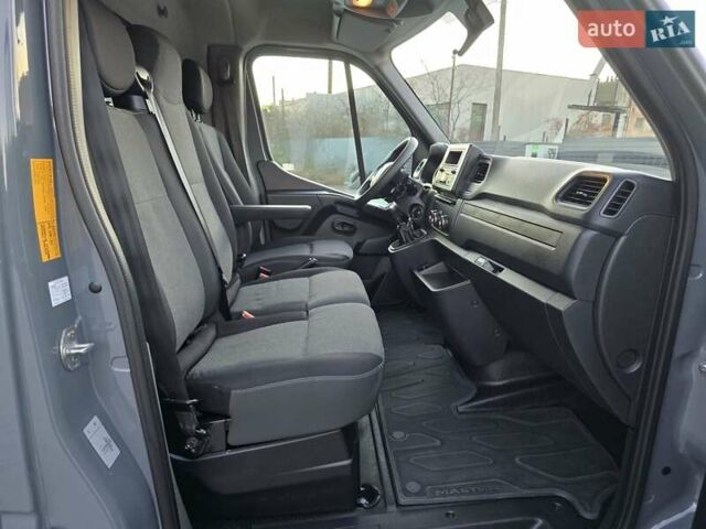 Серый Рено Мастер, объемом двигателя 2.3 л и пробегом 320 тыс. км за 21700 $, фото 24 на Automoto.ua