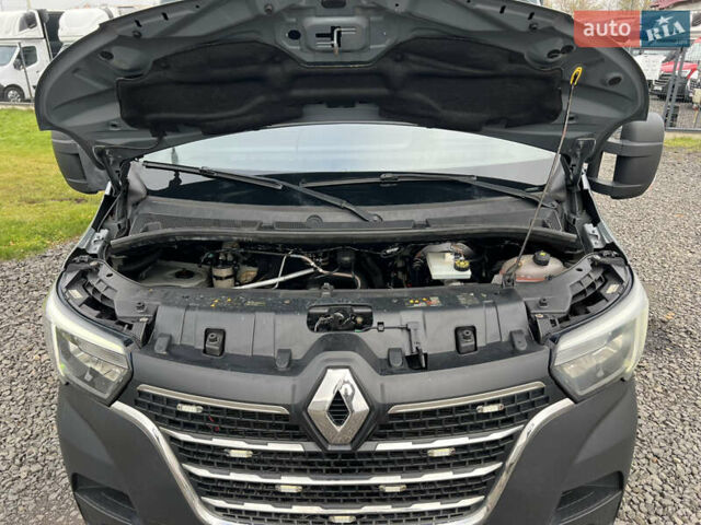 Серый Рено Мастер, объемом двигателя 2.3 л и пробегом 170 тыс. км за 21900 $, фото 27 на Automoto.ua