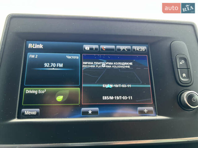 Серый Рено Мастер, объемом двигателя 2.3 л и пробегом 170 тыс. км за 21900 $, фото 40 на Automoto.ua