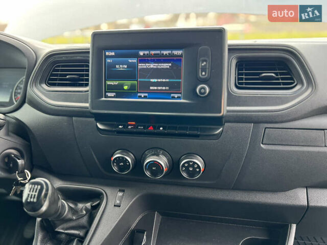 Серый Рено Мастер, объемом двигателя 2.3 л и пробегом 170 тыс. км за 21900 $, фото 31 на Automoto.ua