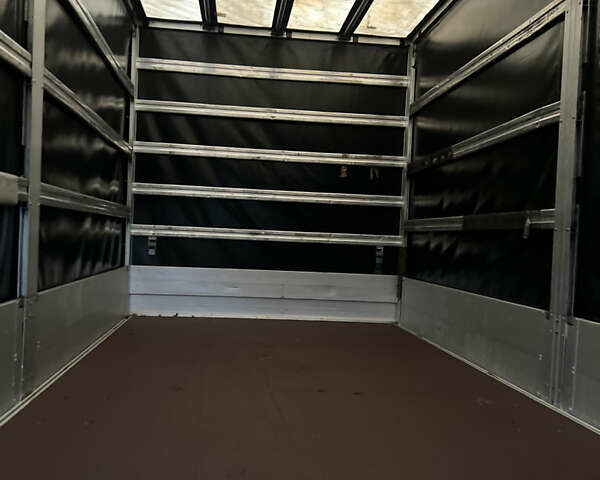 Серый Рено Мастер, объемом двигателя 2.3 л и пробегом 170 тыс. км за 19999 $, фото 29 на Automoto.ua