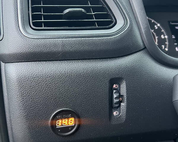 Серый Рено Мастер, объемом двигателя 2.3 л и пробегом 182 тыс. км за 17999 $, фото 15 на Automoto.ua