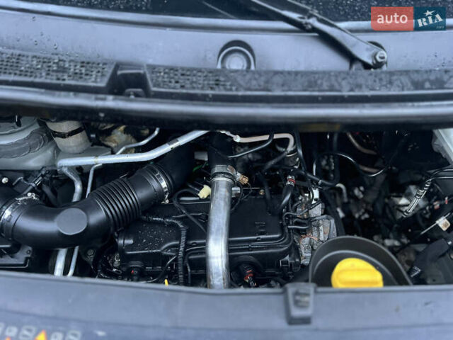 Серый Рено Мастер, объемом двигателя 2.3 л и пробегом 170 тыс. км за 21700 $, фото 23 на Automoto.ua